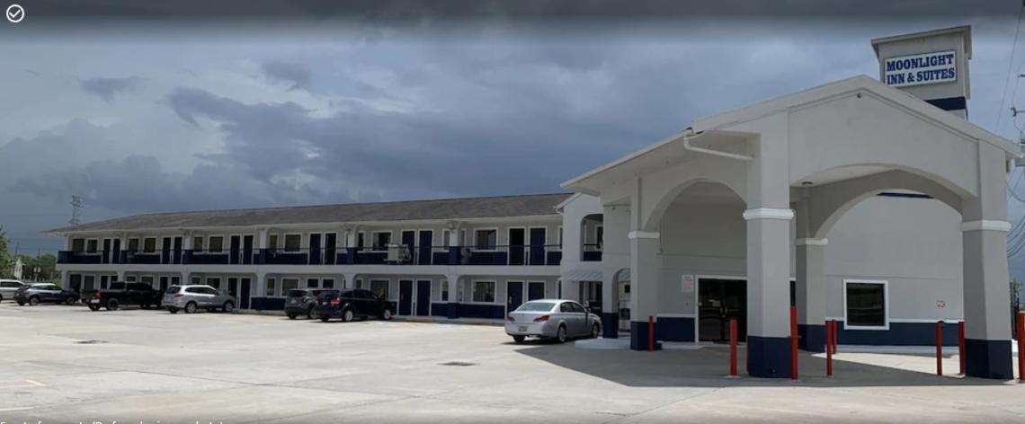 Moonlight Inn & Suites Jersey Village Exterior photo